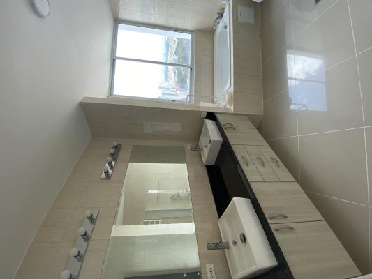 Highland View, Pueblo Nuevo