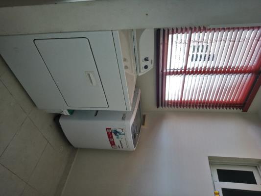 Torres de Versalles, Juan Diaz