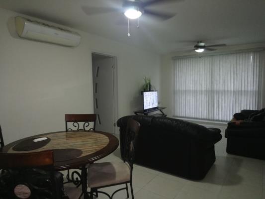 Torres de Versalles, Panamá