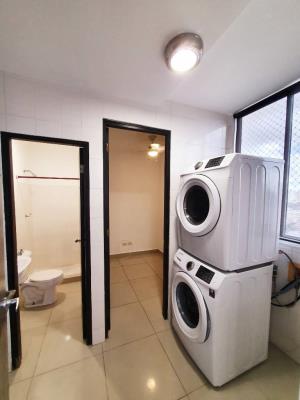 The Forum, El Cangrejo