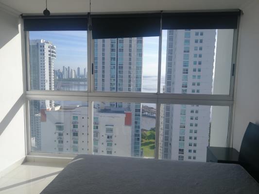 Moon Tower, Área Metropolitana