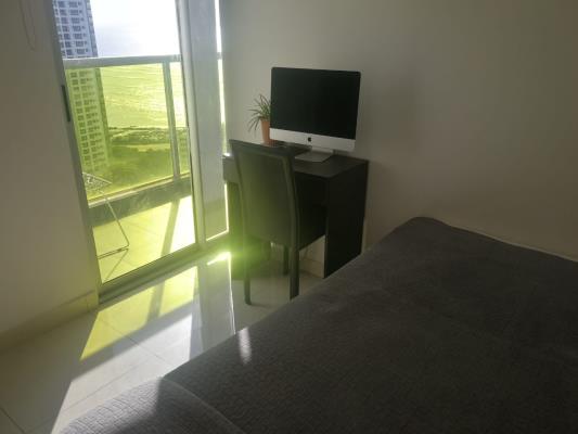 Moon Tower, Coco del Mar