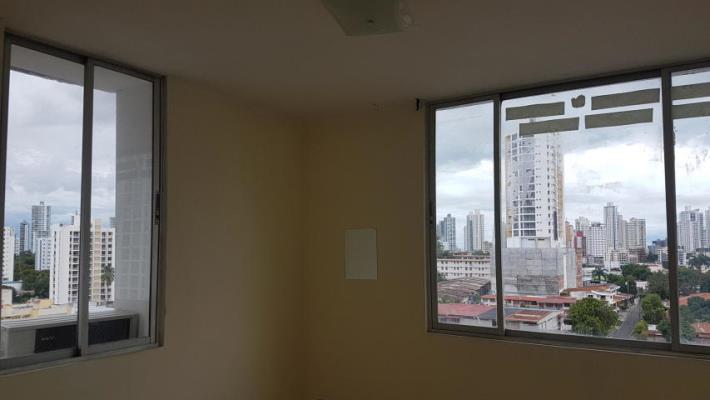 Plaza Valencia, apartment