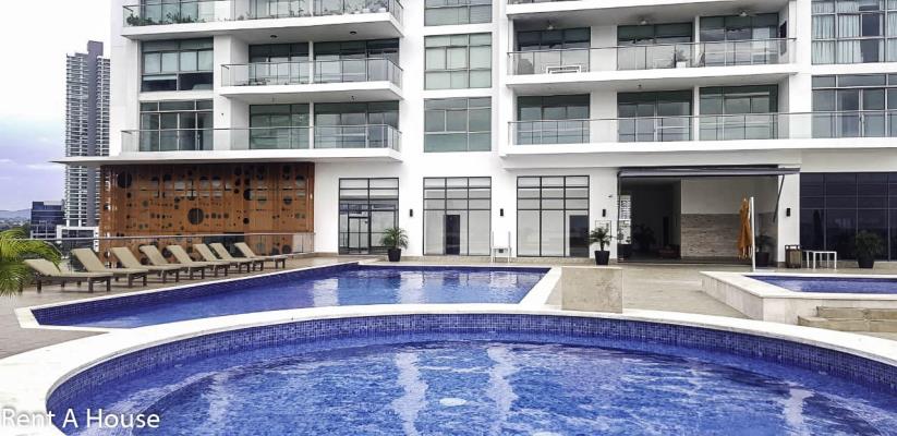 Paramount, Área Metropolitana