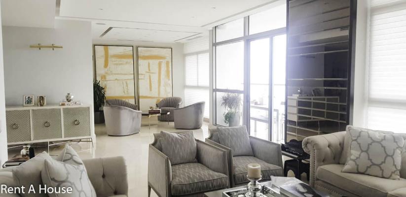 Paramount, Área Metropolitana