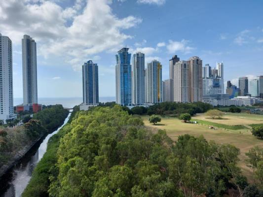 East Coast, Costa del Este