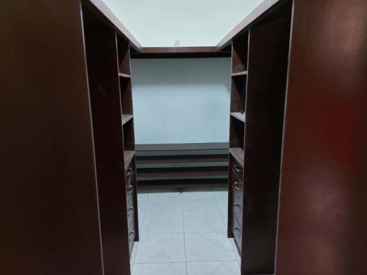 East Coast, Costa del Este