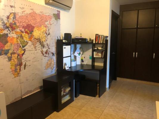 Titanium, Costa del Este