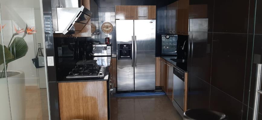 Sky Residences, Avenida Balboa