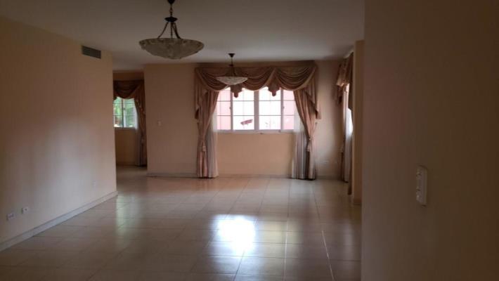 Rainforest Villas, Ancón