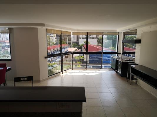 Pelican Bay, apartamento