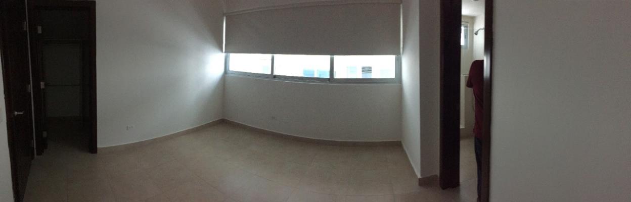 Mar Abierto, Avenida Balboa