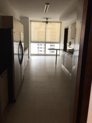 Mar Abierto, Avenida Balboa