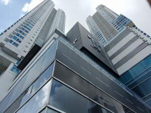 Top Towers, apartment