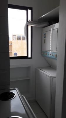 Royal Center, Bella Vista