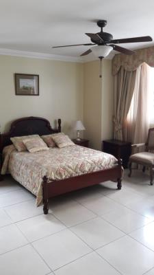 Vista del Sol, Área Metropolitana