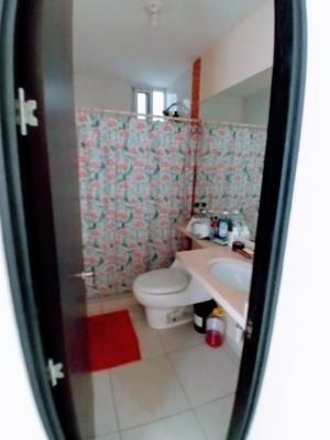 Alsacia Towers, Amelia Denis De Icaza