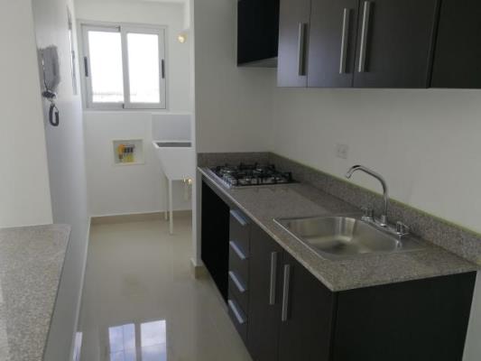 Los Pueblos Towers, Juan Diaz