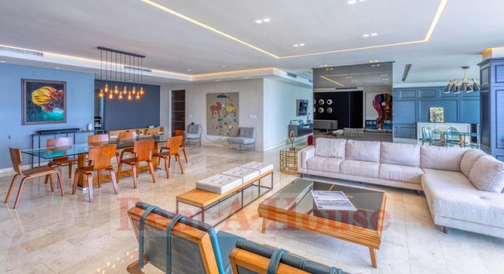 Allure at the park, Bella Vista