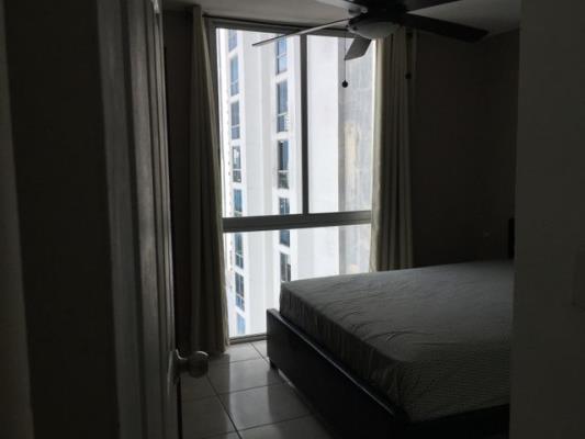 Sunshine by the Park, Parque Lefevre