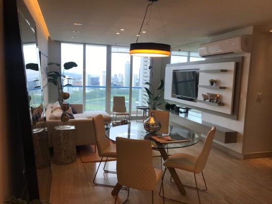 The Regent Costa del Este, Área Metropolitana