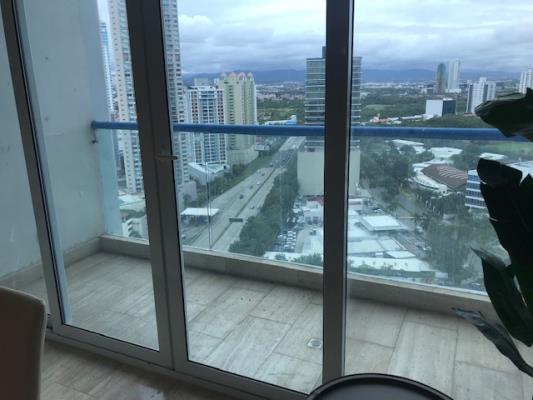 The Regent Costa del Este, Área Metropolitana