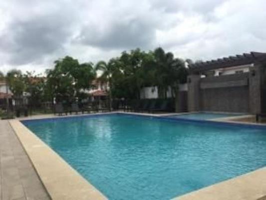 Quintas de Versalles, Juan Diaz