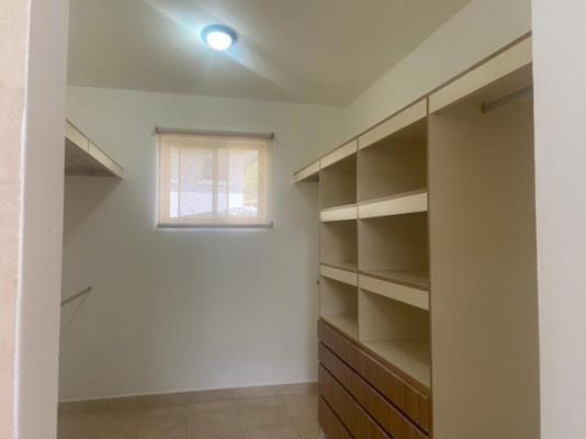 Embassy Gardens, Panamá