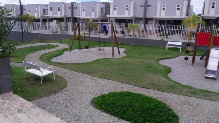 PH AUGUSTA, Cerro viento