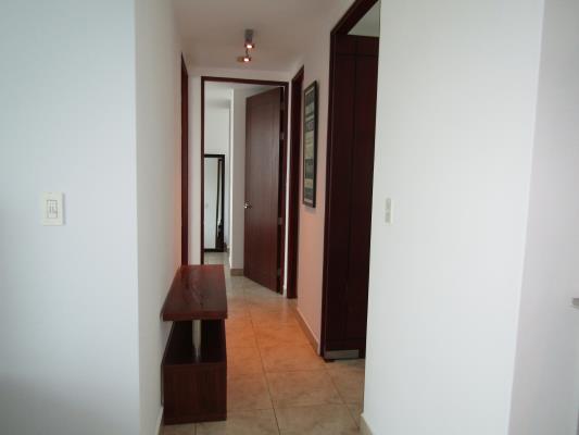 Marquis Tower, Área Metropolitana