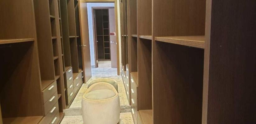 Empire Residences, apartamento