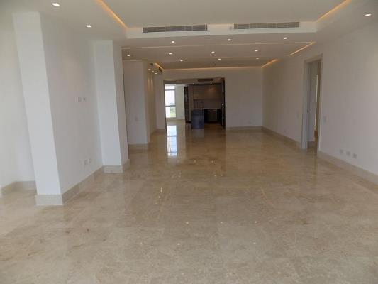 Santa María Signature, Santa Maria