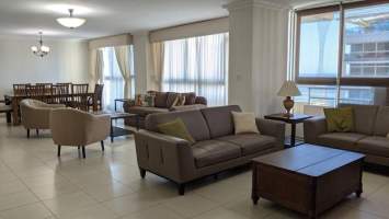 Sol Marina Bella Vista, Panamá