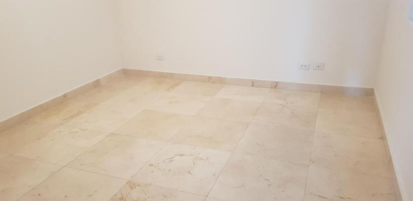 The Reserve, Juan Diaz