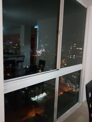 44 & PARK, Bella Vista