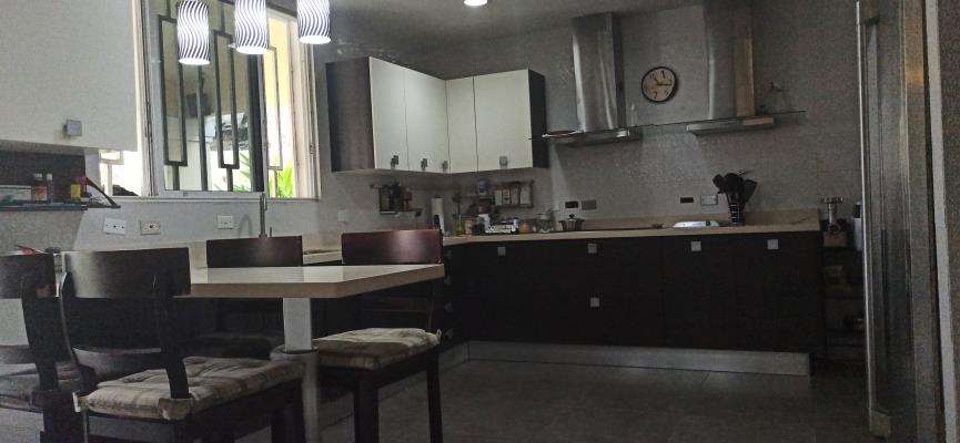 Bosque de Cibeles, Amelia Denis De Icaza