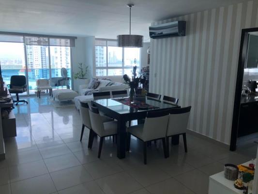 Waterfalls, Área Metropolitana