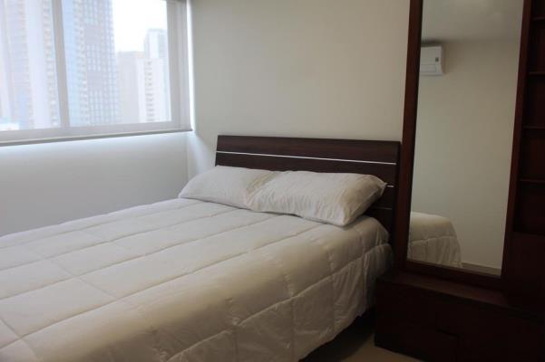 Balboa Bay, Bella Vista