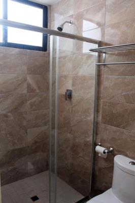 Balboa Bay, Bella Vista