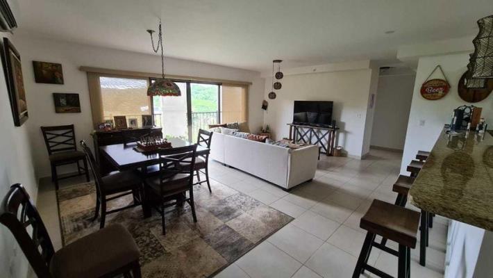 Embassy Club Courtyard, apartamento