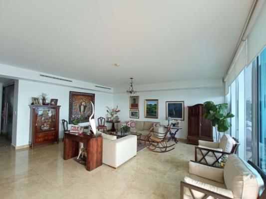 Pearl at the Sea, Costa del Este