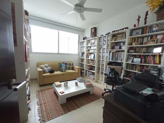 Pearl at the Sea, Costa del Este