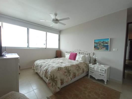 Pearl at the Sea, Área Metropolitana