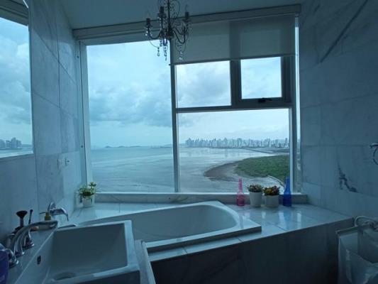 Pearl at the Sea, Área Metropolitana