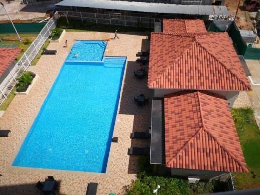 Torres de Versalles, Juan Diaz