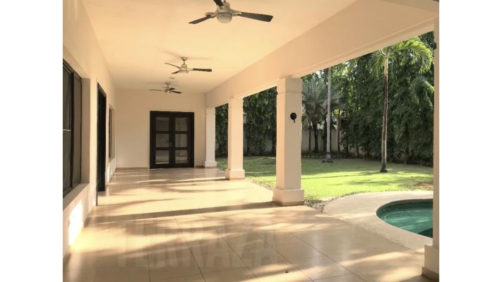 Toscana del Este, Área Metropolitana