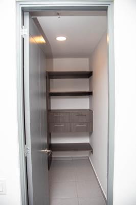 aviñon Tower, Panamá