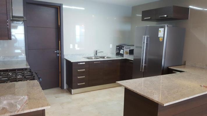 Grand Tower, apartamento
