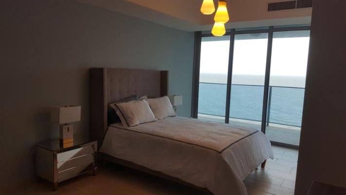 Grand Tower, Punta Pacifica