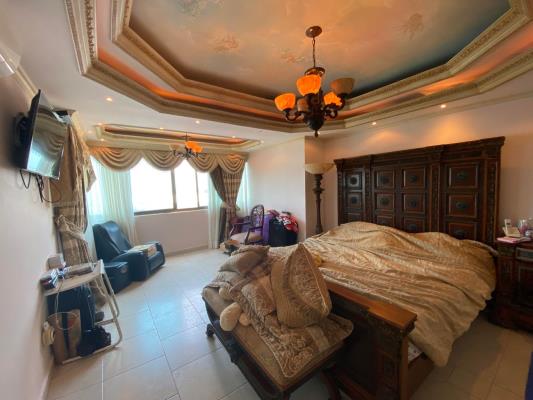 , Apartment for sell in Barrio Colon | P3832157